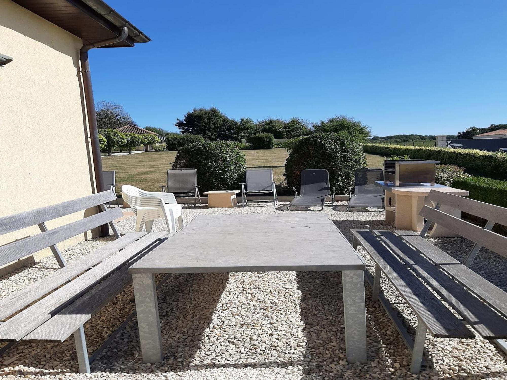 Modern Holiday Home In Aquitaine Saint-Nexans Luaran gambar