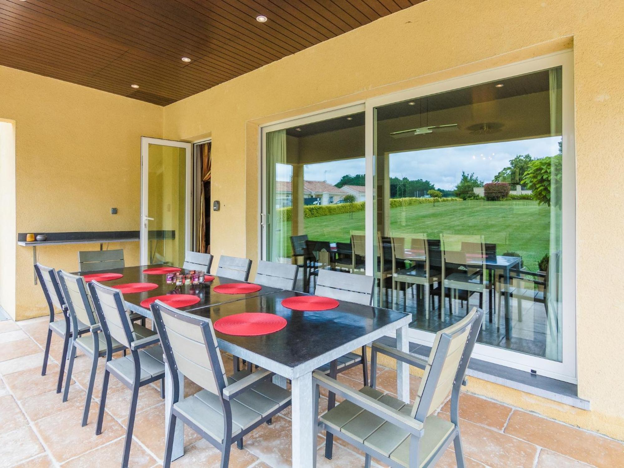 Modern Holiday Home In Aquitaine Saint-Nexans Luaran gambar